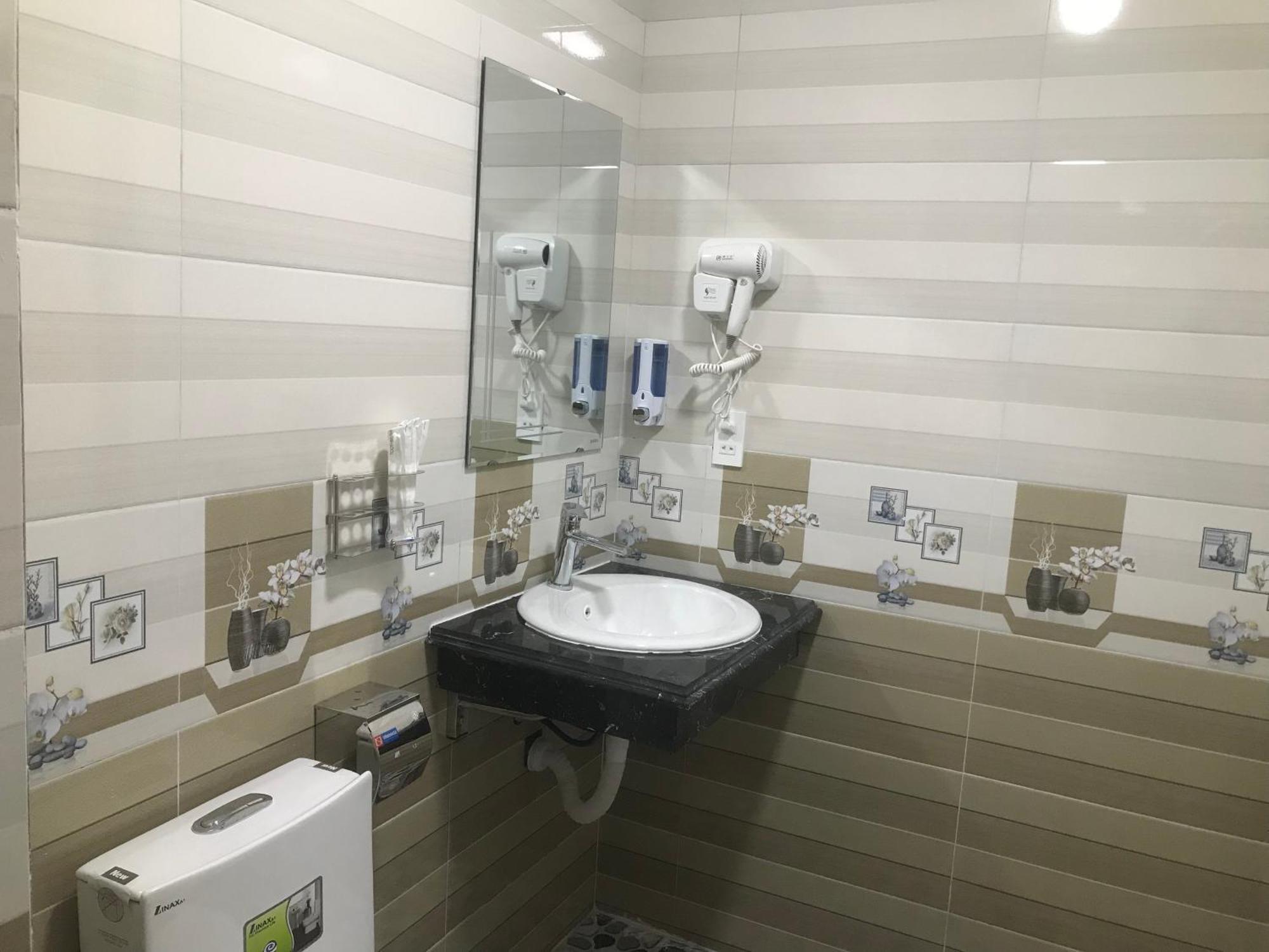 Sea Balcony Hotel Dong Khe Sau Kültér fotó